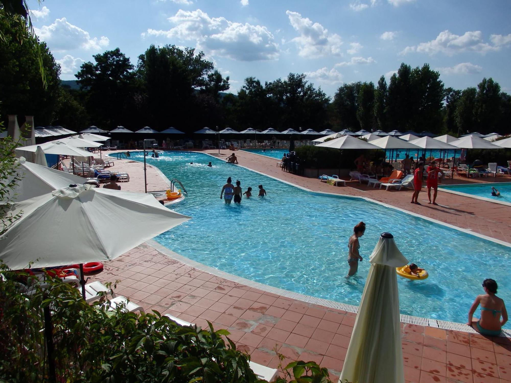 Camping Village La Chiocciola Capannole Exterior foto
